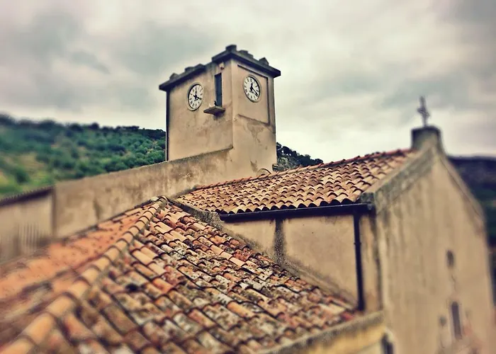 The Clock Houses Borgo Gallodoro