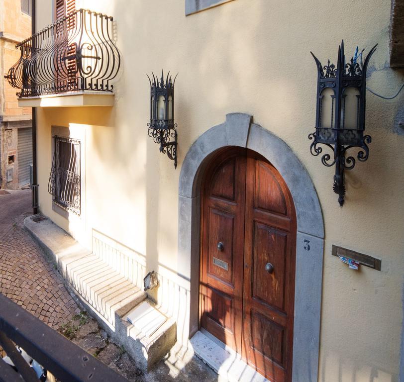 The Clock Borgo Gallodoro